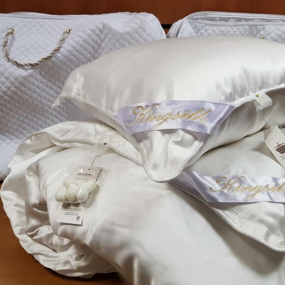 Шелковое одеяло Kingsilk Elisabette Luxury, легкое