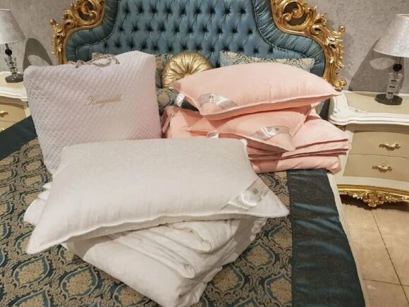 Шелковое одеяло Kingsilk Elisabette Premium летнее, персиковый