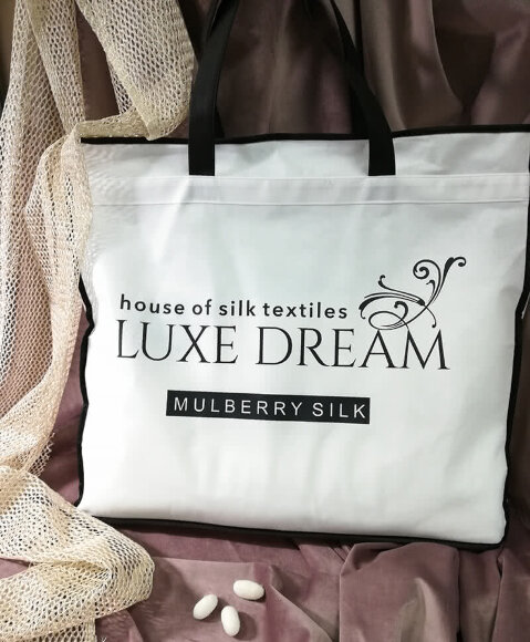 Шелковое одеяло Luxe Dream Premium Silk, легкое