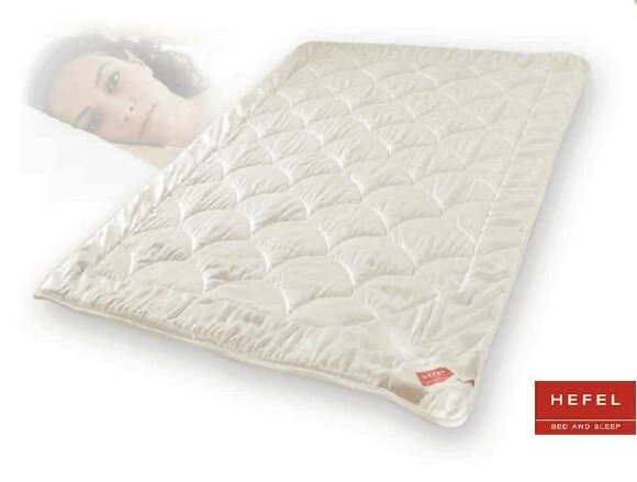 Одеяло Hefel Pure Silk GD, легкое